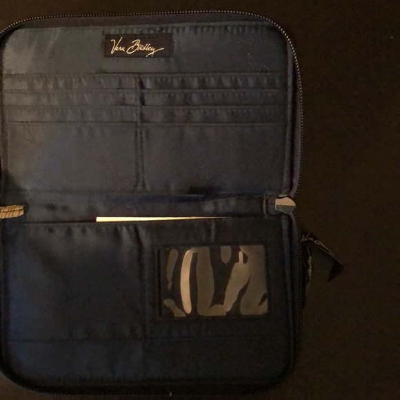 Vera Bradley wallet - Picture 2 of 6